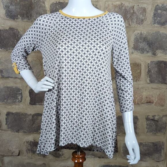 Matilda Jane Tunic Top Woman's Small White Black Yellow Trim Patterned Loose - Picture 1 of 15